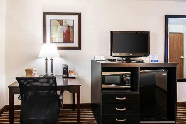  - Quality Inn Dodge City