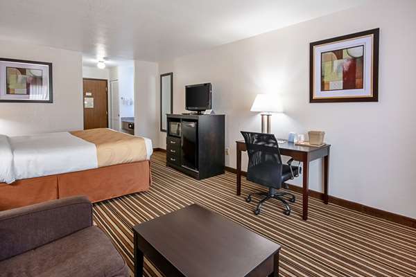  - Quality Inn Dodge City