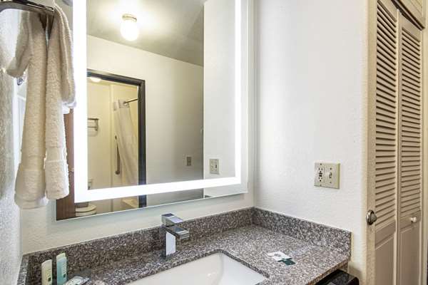  - Quality Inn Dodge City