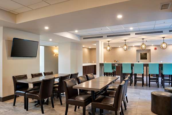 Amenities - Coast Hotel Oliver