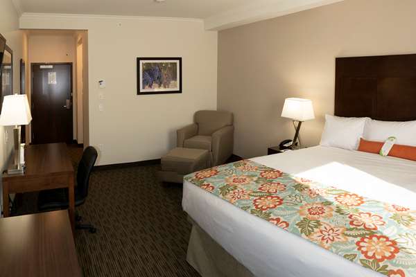  - Coast Hotel Oliver