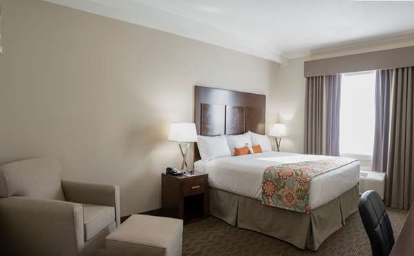  - Coast Hotel Oliver