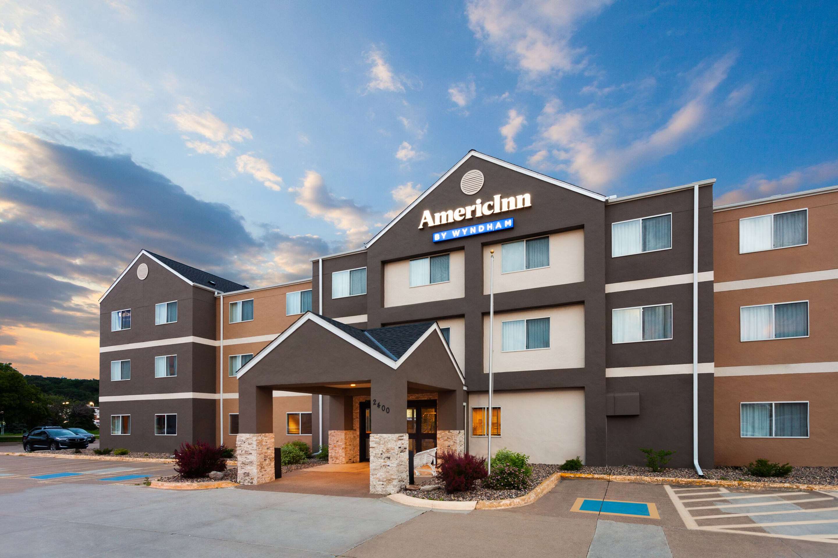 Exterior | AmericInn by Wyndham Hudson