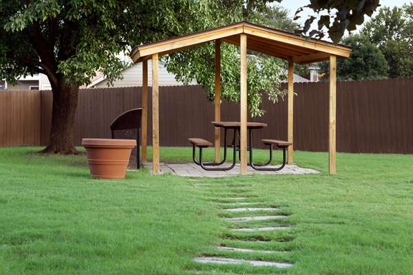 Exterior view - Baymont Inn & Suites Woodland Hills Tulsa