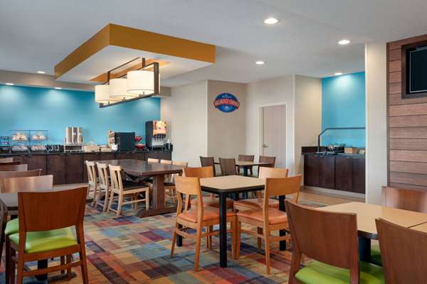  - Baymont Inn & Suites Woodland Hills Tulsa