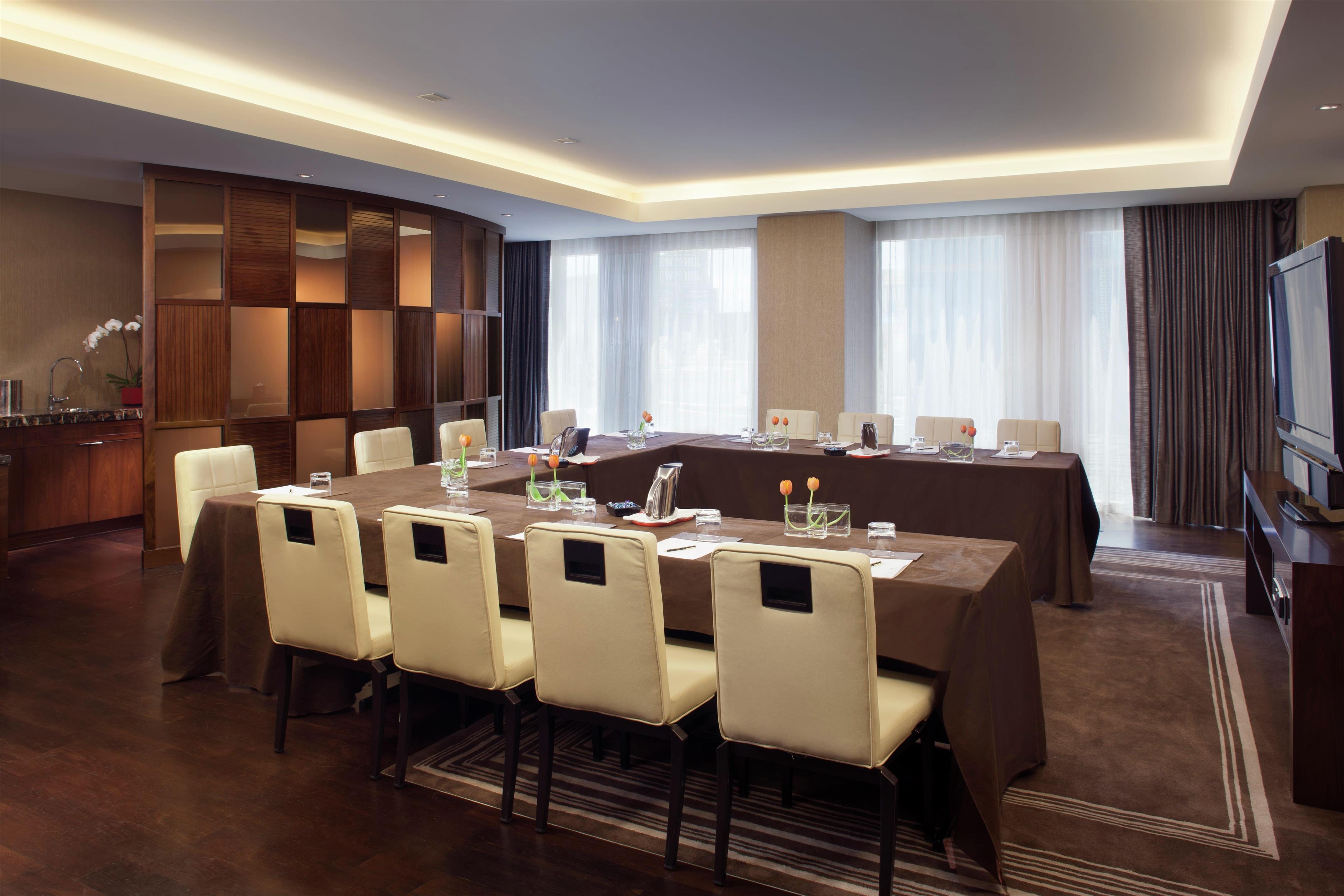 Meeting Room | Waldorf Astoria Las Vegas