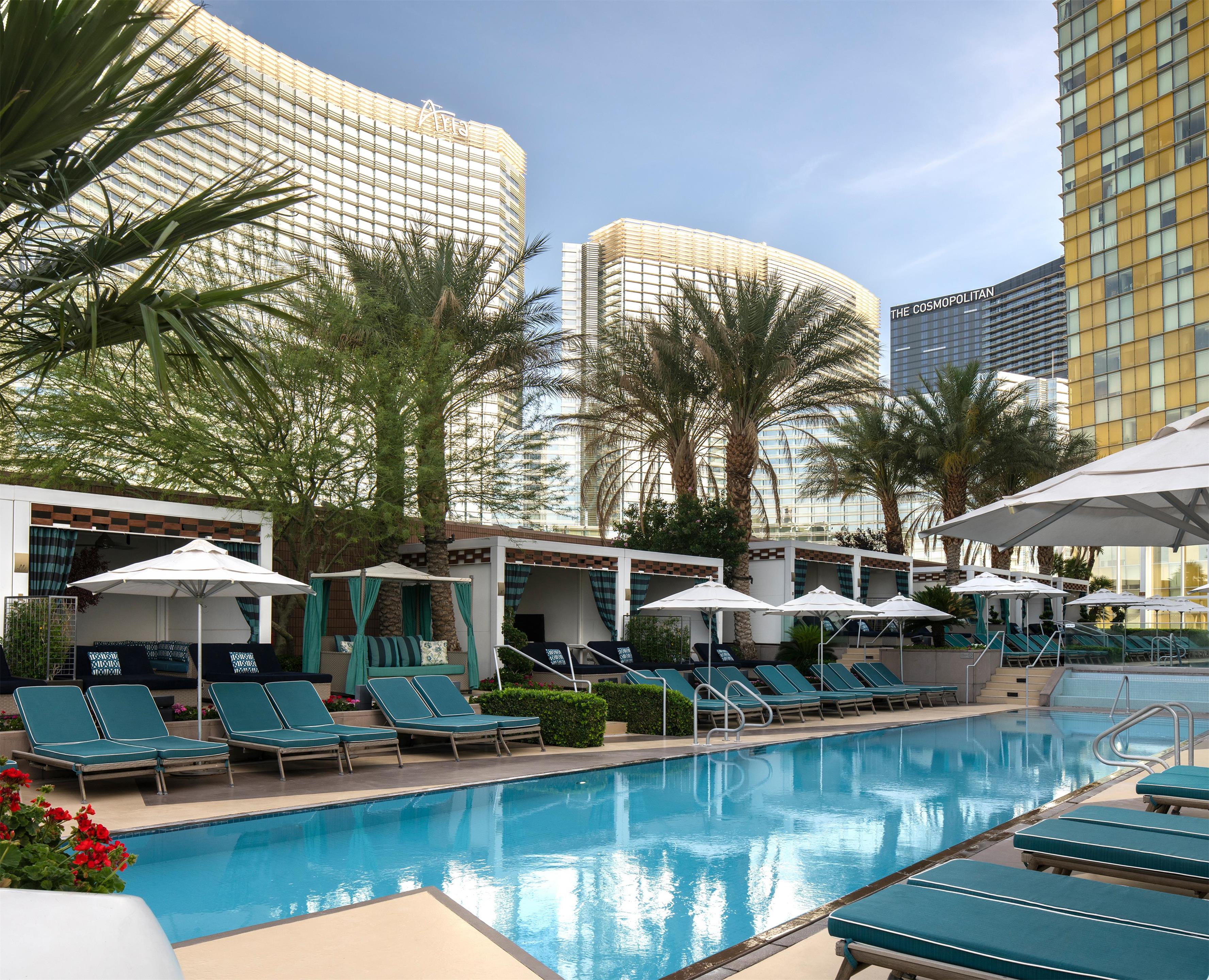 Pool | Waldorf Astoria Las Vegas