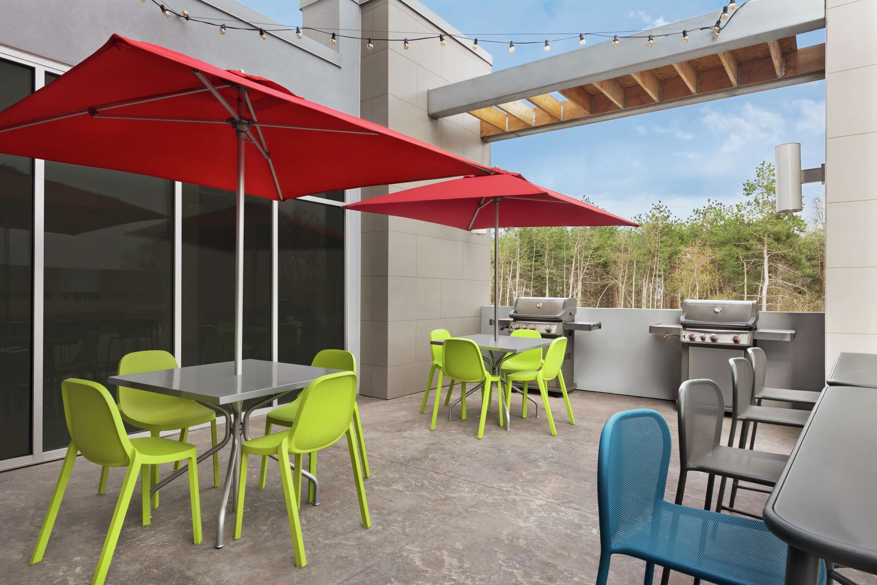 Exterior | Home2 Suites by Hilton Brooklyn Park Minneapolis