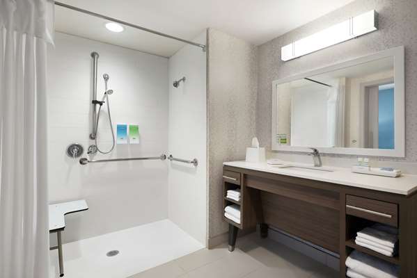  - Home2 Suites by Hilton Brooklyn Park