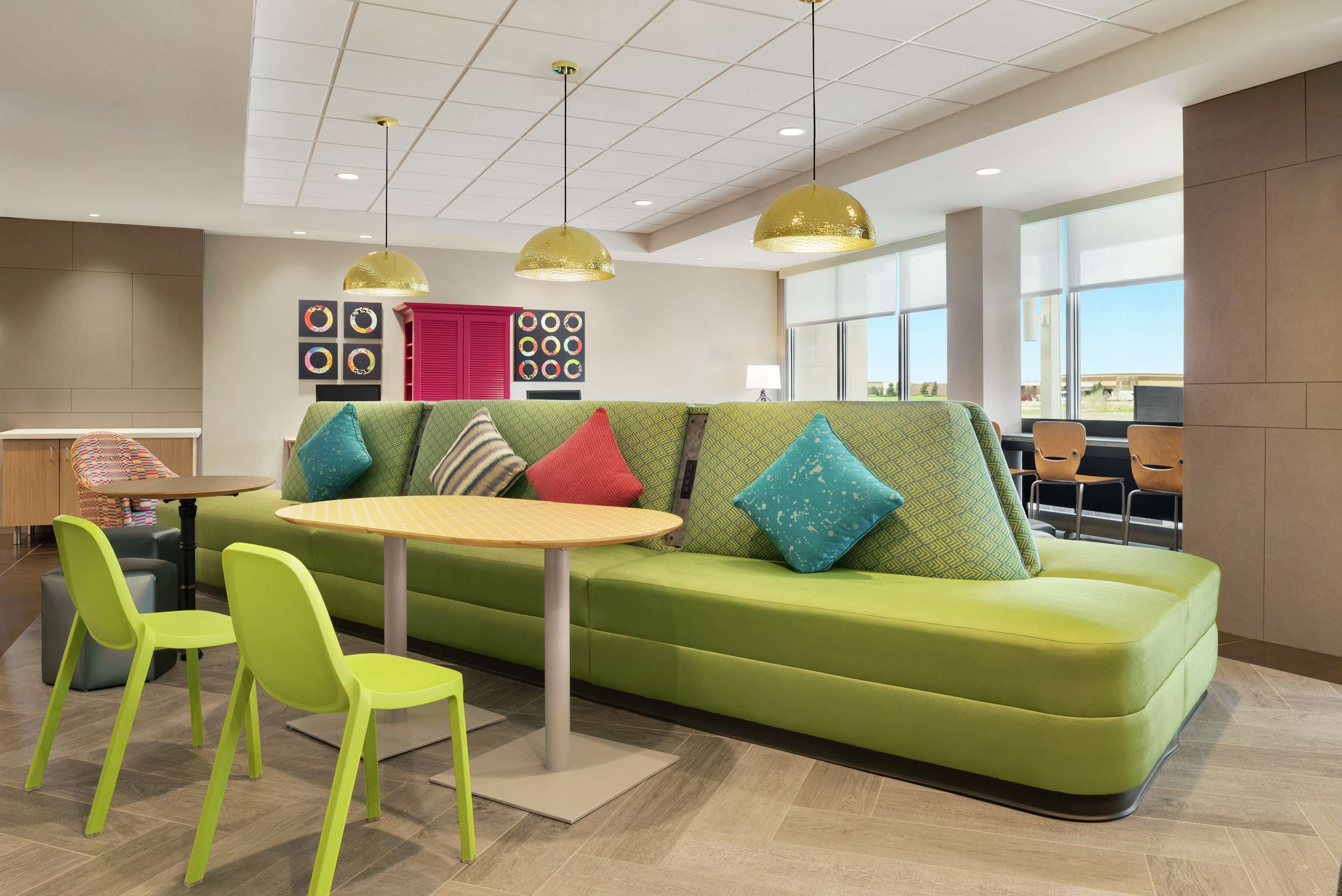 Lobby | Home2 Suites by Hilton Brooklyn Park Minneapolis