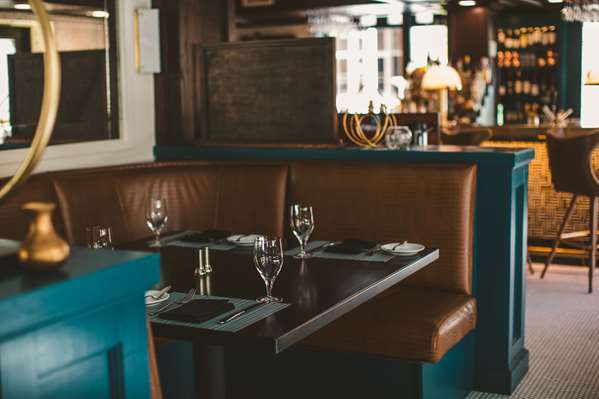 Restaurant - Tulsa Club Hotel