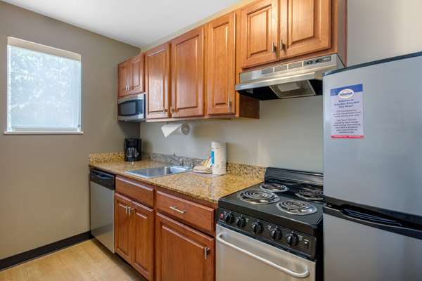 Suite - Suburban Extended Stay Hotel Homewood - I-65, Exit 255