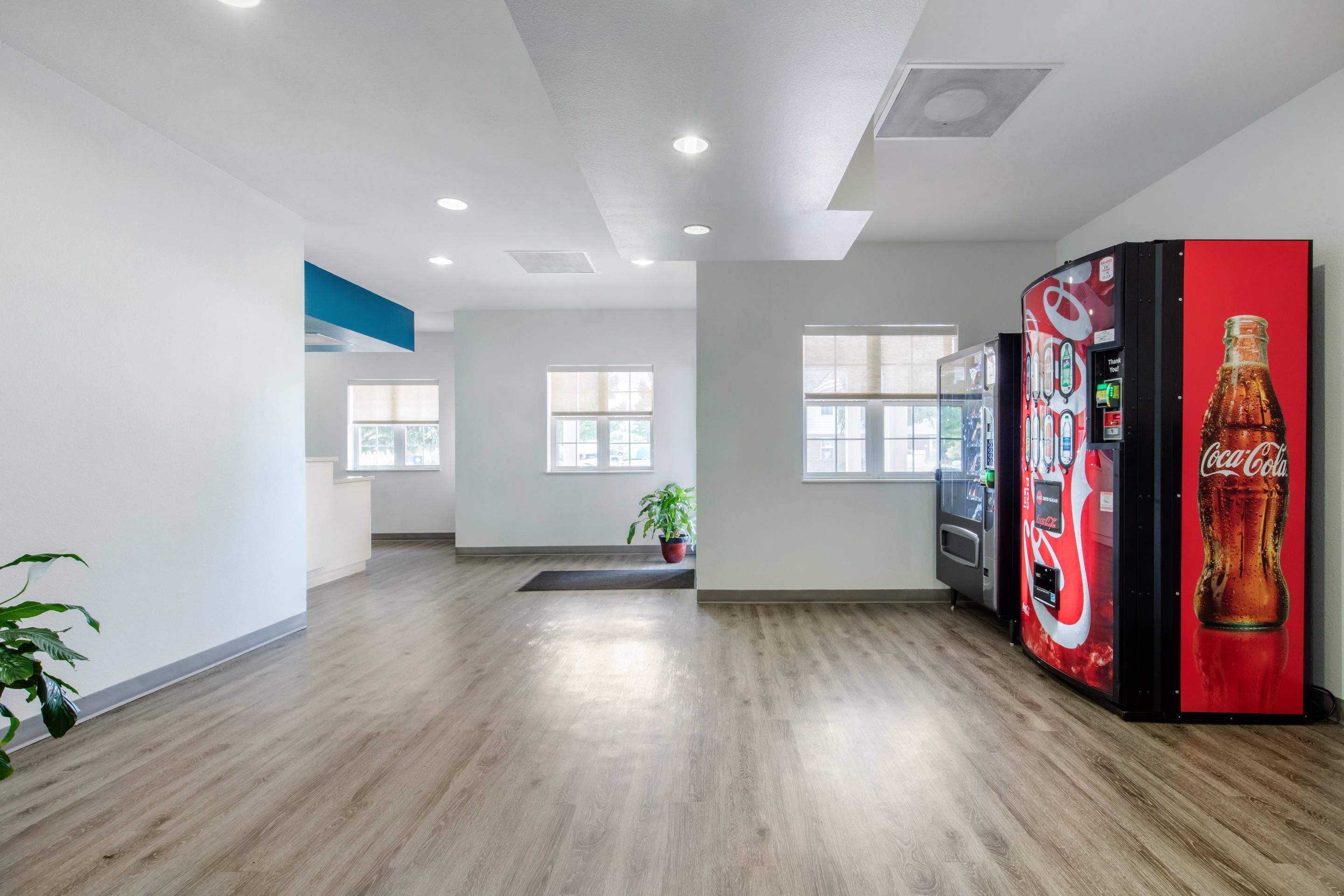 Spacious lobby | Suburban Studios Birmingham Homewood I-65