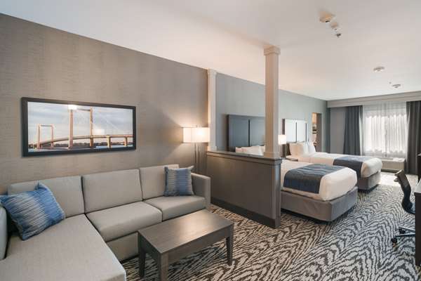  - Comfort Suites Kennewick