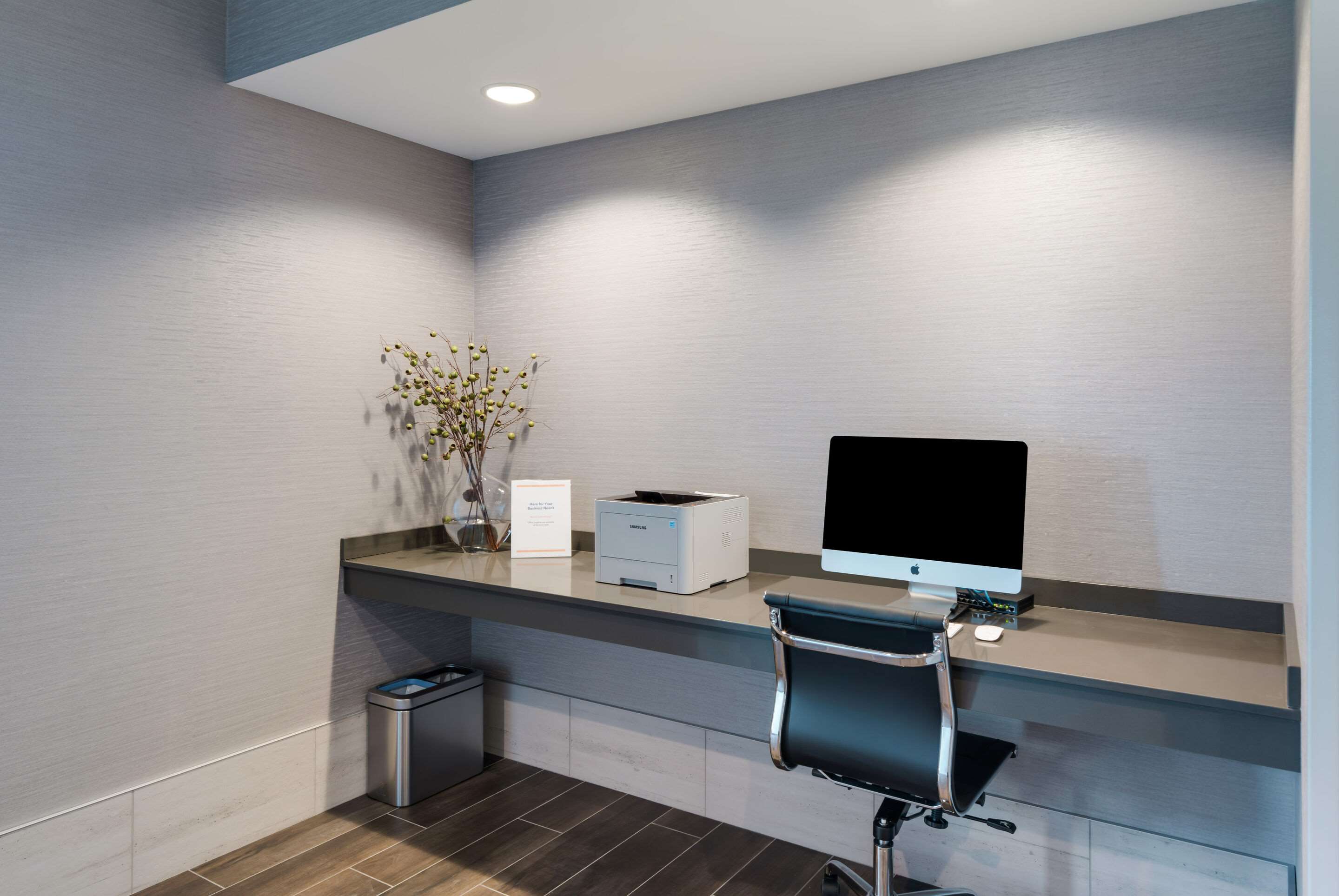Business center | Comfort Suites Kennewick at Southridge