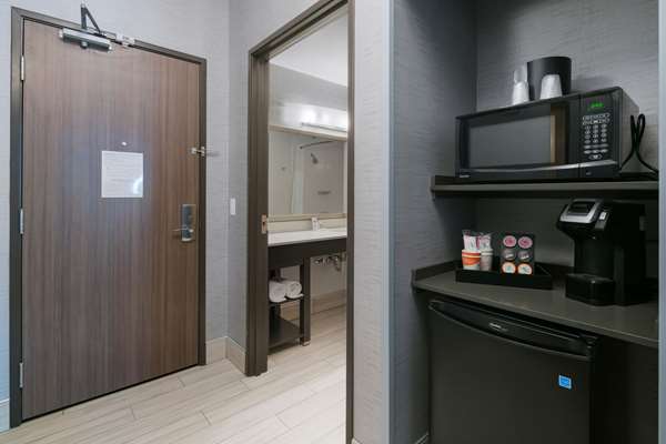  - Comfort Suites Kennewick