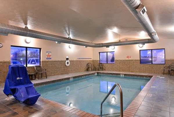 Pool - Baymont Inn & Suites Sioux Falls - I-29, Exit 81