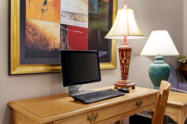 Conference Area - Baymont Inn & Suites Sioux Falls - I-29, Exit 81