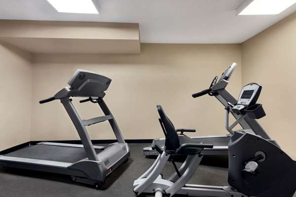 Fitness/ Exercise Room - Baymont Inn & Suites Sioux Falls - I-29, Exit 81