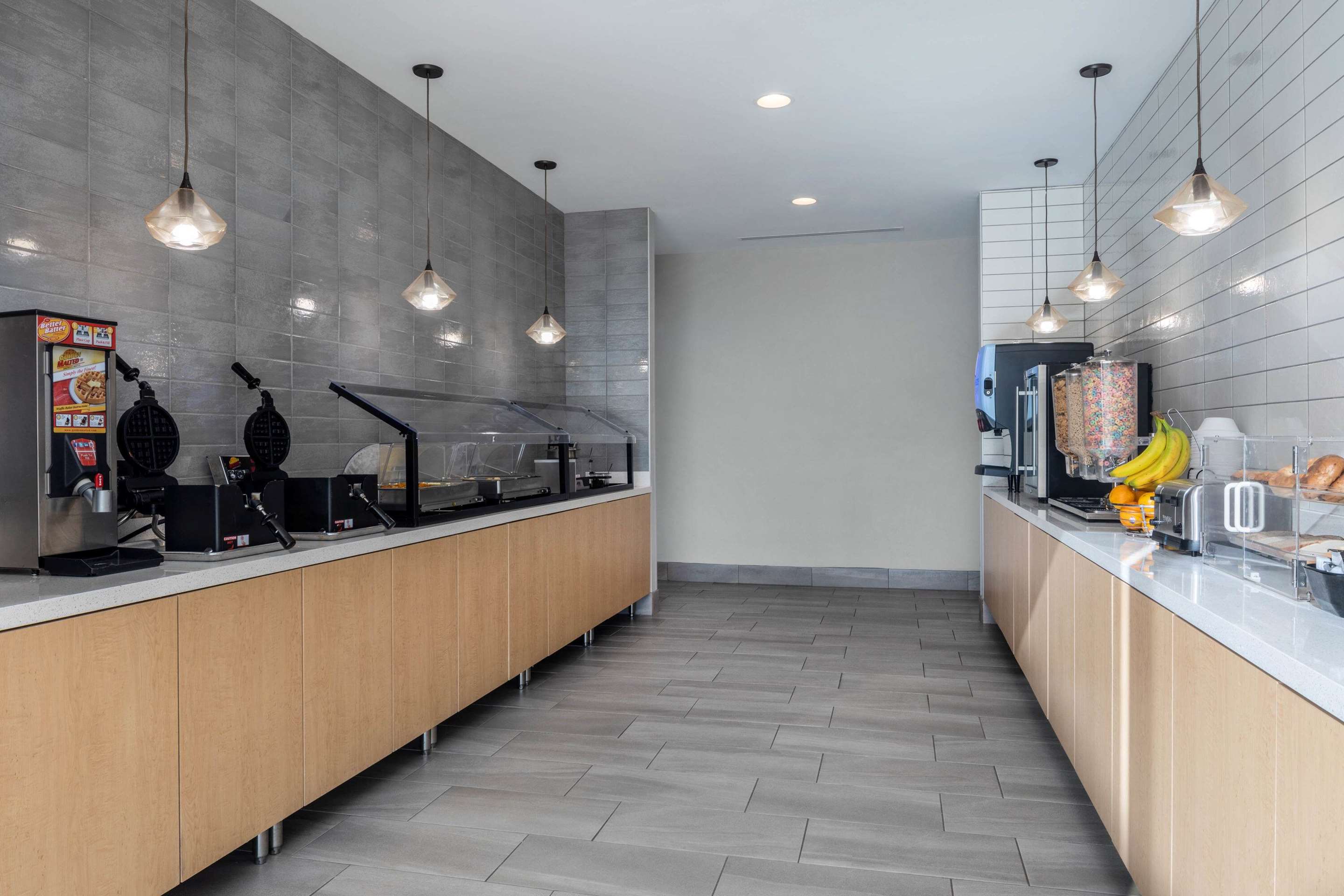 Property amenity | La Quinta Inn & Suites by Wyndham Greensboro Arpt High Point
