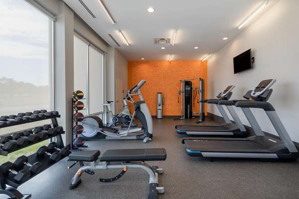 Fitness/ Exercise Room - La Quinta Inn & Suites Airport Greensboro - I-40, Exit 210