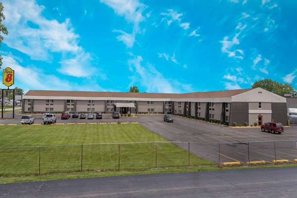 Exterior view - Super 8 Hotel South Holland - I-80 & I-294, Exit 2