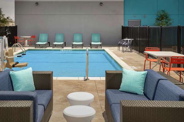 Pool - Tru by Hilton Hotel Northeast El Paso
