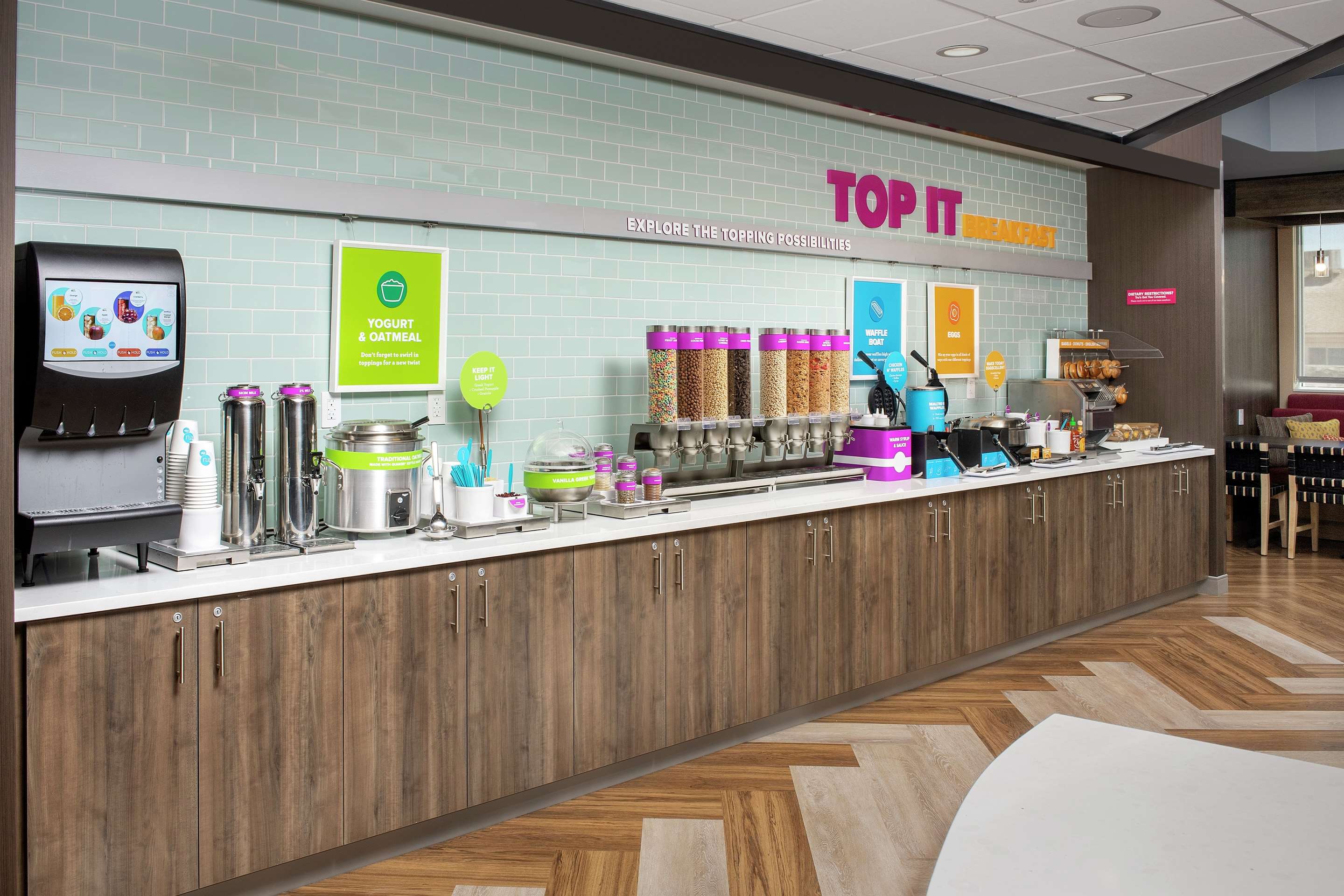 Breakfast Area | Tru By Hilton El Paso East Loop 375
