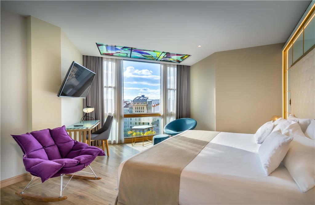 BARCELO OURENSE-guestroom-Guest Room,On-Site.jpg