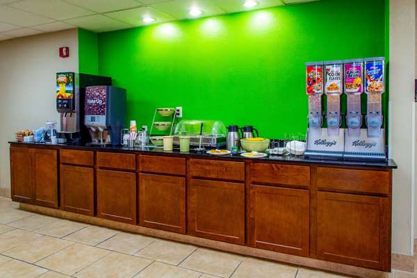 Amenities - Quality Inn Moore - I-35, Exit 118