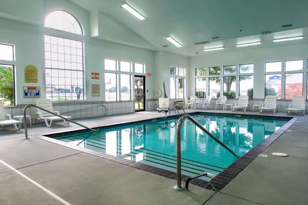 Pool - Quality Inn Moore - I-35, Exit 118