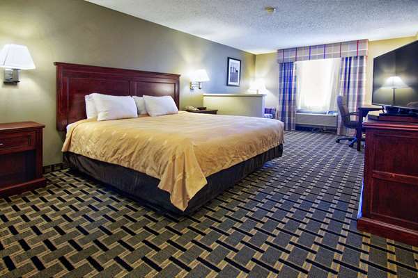 Suite - Quality Inn Moore - I-35, Exit 118