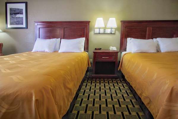  - Quality Inn Moore - I-35, Exit 118