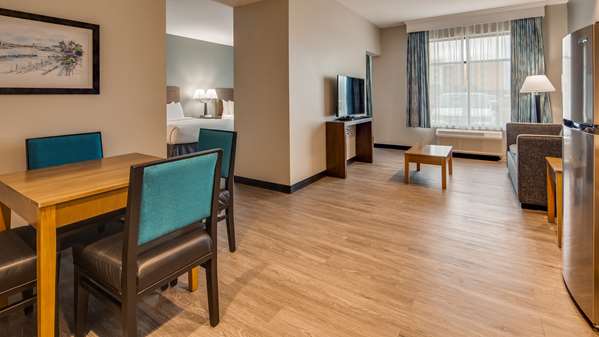 Suite - Best Western Plus Executive Residency Marion - I-55, Exit 10