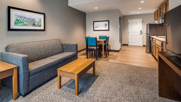Suite - Best Western Plus Executive Residency Marion - I-55, Exit 10