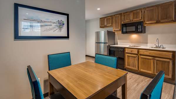 Suite - Best Western Plus Executive Residency Marion - I-55, Exit 10