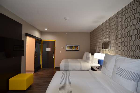  - GLo Best Western Downtown Enid Hotel