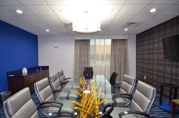  - GLo Best Western Downtown Enid Hotel