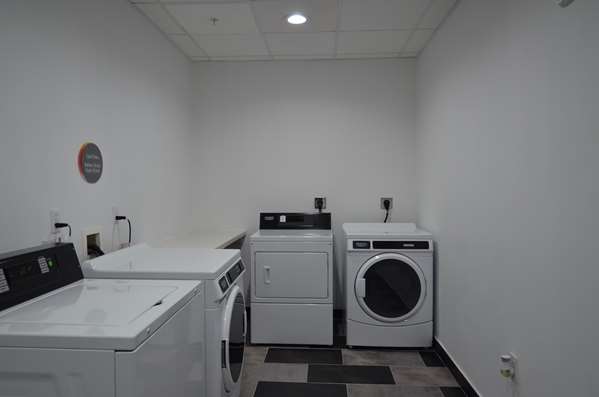 Amenities - GLo Best Western Downtown Enid Hotel