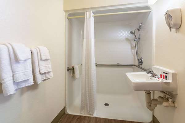  - Travelodge East Albuquerque - I-40, Exit 166