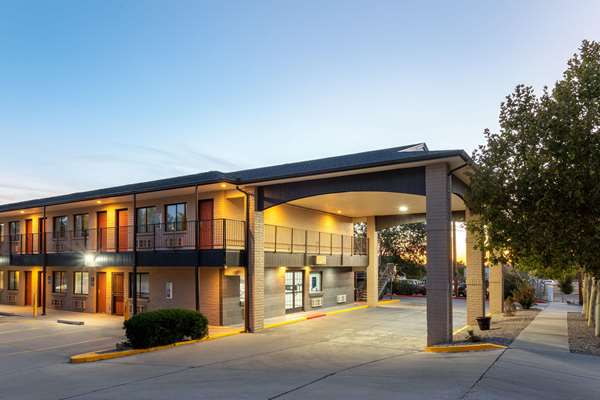 Exterior view - Travelodge East Albuquerque - I-40, Exit 166