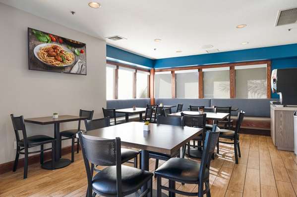 Restaurant - Chase Suite Hotel Brea