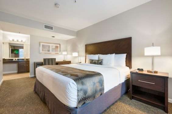  - Chase Suite Hotel Brea