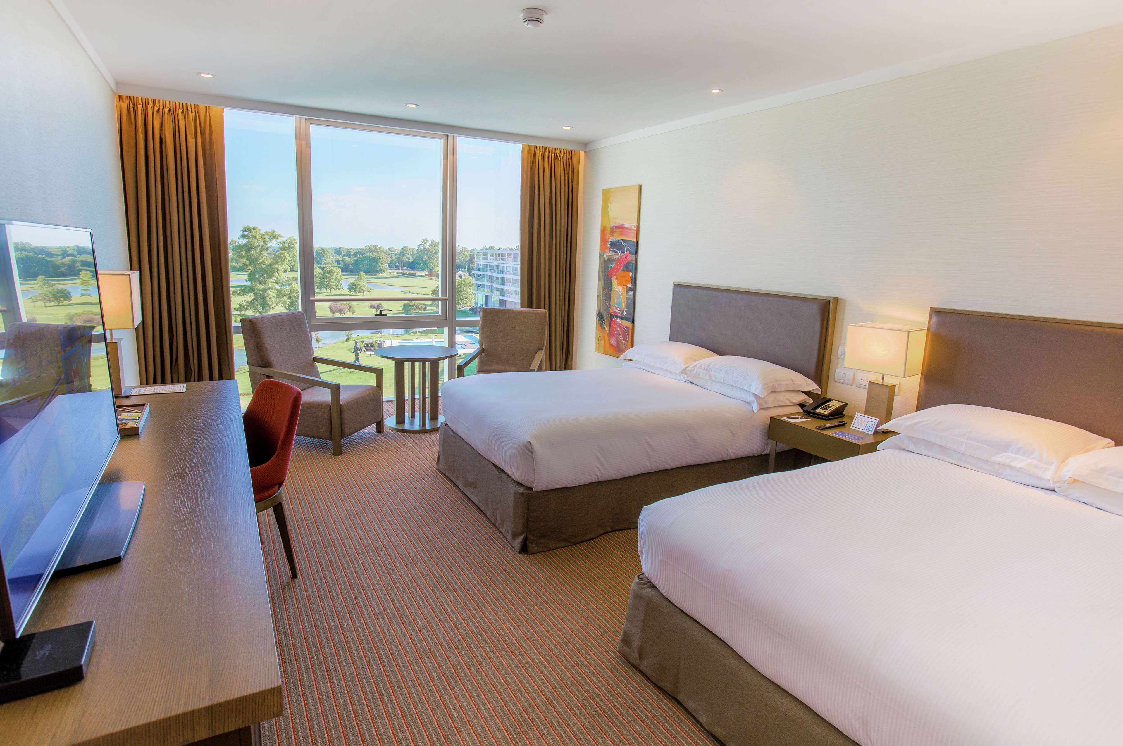 Hilton Pilar Room Type - DELUXE TWO DOUBLES