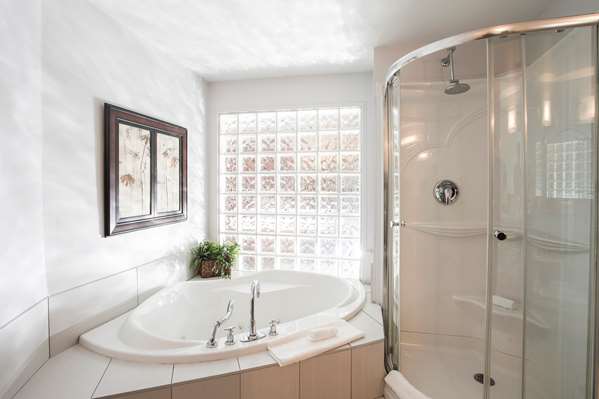 Suite - Le Noranda Hotel & Spa