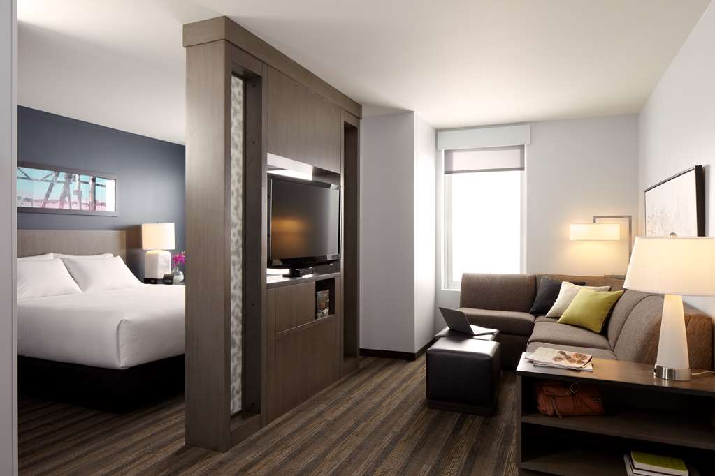 HYATT HOUSE AUGUSTA DOWNTOWN-guestroom-Guest Room,Suite,On-Site.jpg