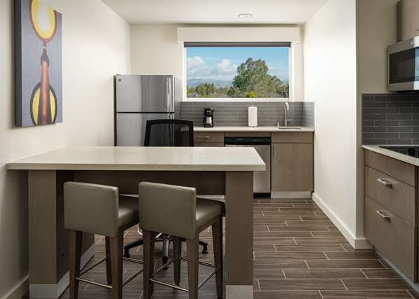 Suite - Hyatt House Hotel Airport San Jose