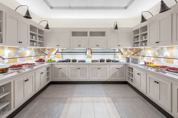 Amenities - Hyatt Place Hotel Airport San Jose