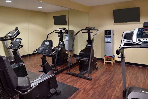 Fitness/ Exercise Room - Hawthorn Suites by Wyndham Oak Creek - I-41 & I-94, Exit 319