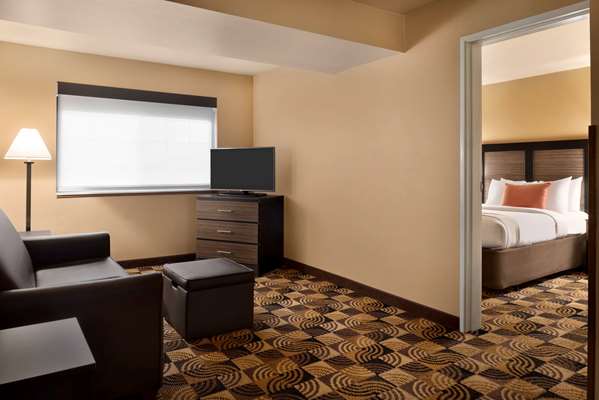 Suite - Hawthorn Suites by Wyndham Oak Creek - I-41 & I-94, Exit 319